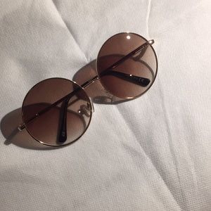 Round tan brown sunglasses + pouch